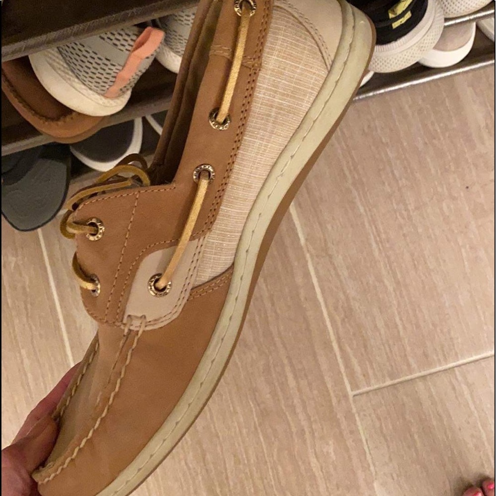 Women’s sperrys/ never worn